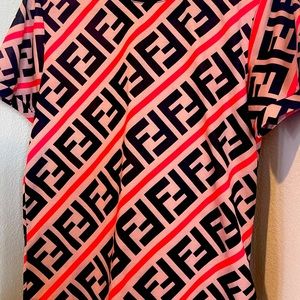 Fendi t shirt